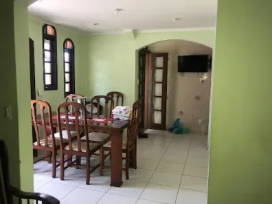 Casa com 4 Quartos à venda, 100m² no Vila Três, São Gonçalo