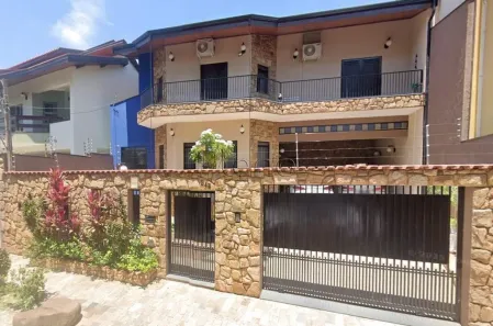 Sobrado com 4 Quartos à venda, 295m² no Jardim Chapadão, Campinas