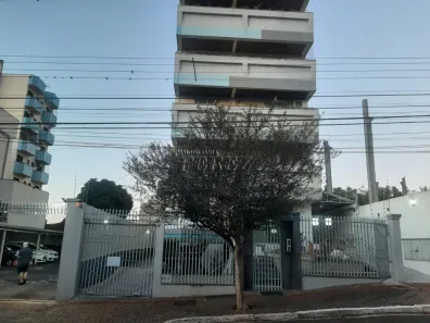 Apartamento com 3 Quartos à venda, 140m² no Centro, Londrina
