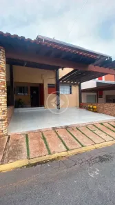 Casa de Condomínio com 3 Quartos à venda, 161m² no Despraiado, Cuiabá