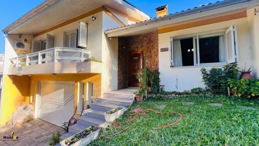 Casa com 3 Quartos à venda, 235m² no Colina Sorriso, Caxias do Sul