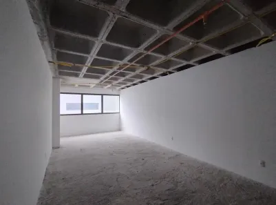 Sala Comercial à venda, 42m² no São Cristóvão, Salvador
