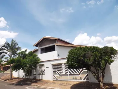 Casa com 3 Quartos à venda, 286m² no Residencial Furlan, Santa Bárbara D'Oeste