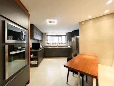 Apartamento com 3 Quartos à venda, 170m² no Centro, Florianópolis