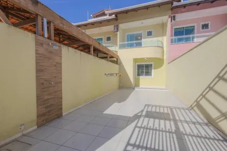 Sobrado com 3 Quartos à venda, 120m² no Ariribá, Balneário Camboriú