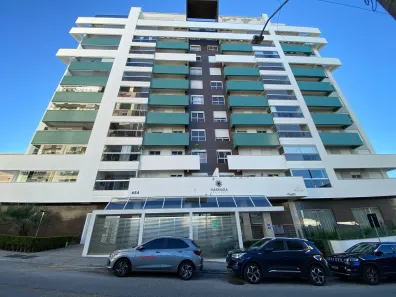 Apartamento com 2 Quartos para alugar, 90m² no Barreiros, São José