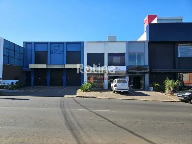 Sala Comercial para alugar, 250m² no Nossa Senhora Aparecida, Uberlândia
