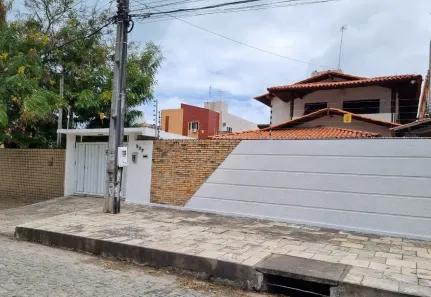 Casa com 4 Quartos à venda, 240m² no Bessa, João Pessoa