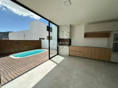 Casa com 3 Quartos à venda, 174m² no Beira Rio, Biguaçu