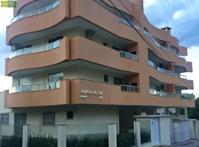 Apartamento com 2 Quartos para alugar, 90m² no Centro, Bombinhas