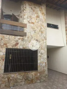 Sobrado com 3 Quartos à venda, 275m² no Vila Alzira, Santo André