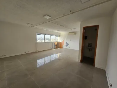 Sala Comercial para alugar, 40m² no Jaguaré, São Paulo