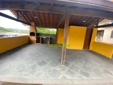 Casa com 3 Quartos para alugar, 166m² no Colubande, São Gonçalo