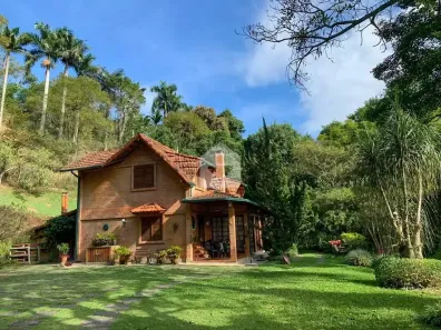 Casa com 4 Quartos à venda, 165m² no Itaipava, Petrópolis