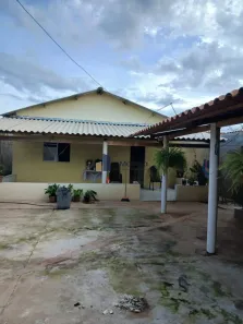 Casa com 2 Quartos à venda, 76m² no Conjunto Habitacional Madre Germana II, Goiânia