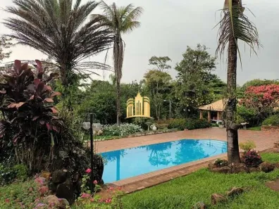 Fazenda/Sítio com 5 Quartos à venda, 10000m² no Tupã, Contagem