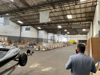 Galpão/Depósito/Armazém para venda ou aluguel, 3700m² no Vila Nogueira, Diadema