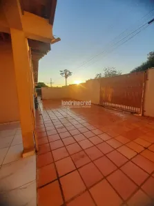 Casa com 4 Quartos à venda, 110m² no Jardim Sérgio Antônio, Londrina
