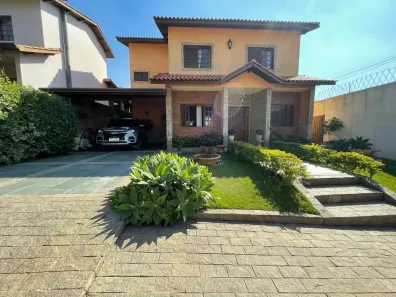Casa de Condomínio com 3 Quartos à venda, 250m² no Parque Ideal, Carapicuíba