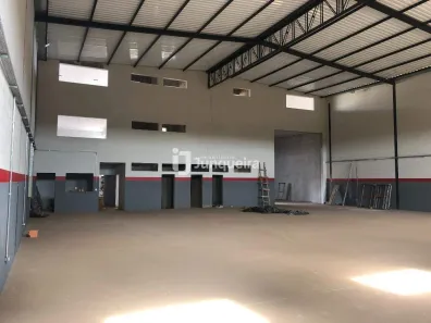 Prédio Comercial para alugar, 800m² no Guamium, Piracicaba