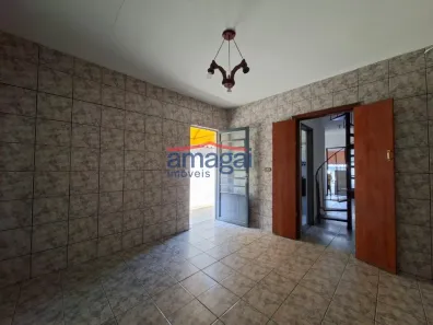 Sobrado com 4 Quartos para alugar, 100m² no Jardim Primavera, Jacareí