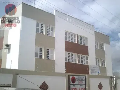 Apartamento com 2 Quartos para alugar, 65m² no Montese, Fortaleza