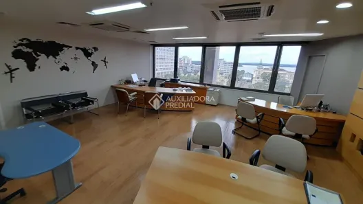 Sala Comercial à venda, 222m² no Centro Histórico, Porto Alegre