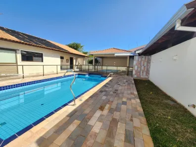 Casa com 3 Quartos à venda, 240m² no Brasília, Londrina