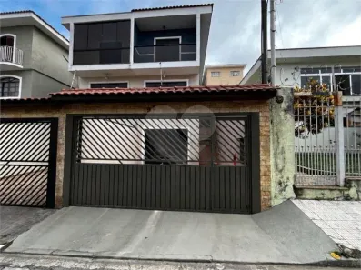 Sobrado com 3 Quartos à venda, 142m² no Vila Roque, São Paulo