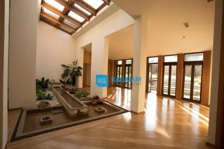 Casa com 5 Quartos à venda, 1300m² no Jardim dos Estados, São Paulo