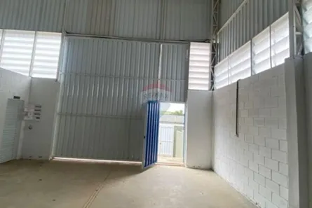 Galpão/Depósito/Armazém para alugar, 386m² no Lambari, Guararema