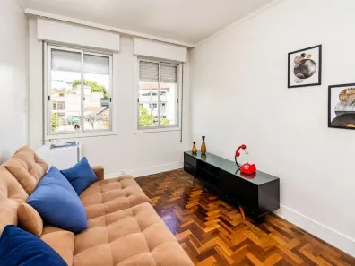 Apartamento com 2 Quartos à venda, 65m² no Passo da Areia, Porto Alegre