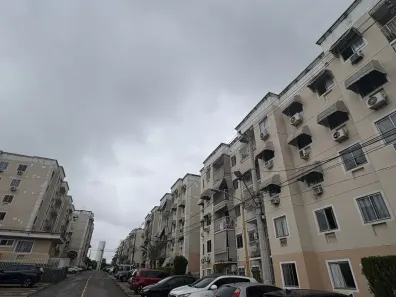 Apartamento com 3 Quartos para alugar, 70m² no Irajá, Rio de Janeiro