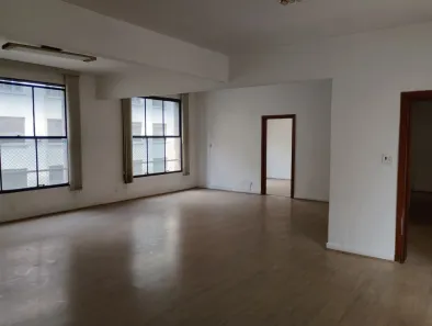 Ponto Comercial para alugar, 180m² no República, São Paulo