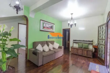 Casa com 6 Quartos à venda, 280m² no Rio Branco, Belo Horizonte