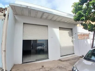 Ponto Comercial para alugar, 30m² no Centro, Montes Claros