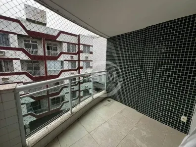 Apartamento com 3 Quartos para alugar, 120m² no Algodoal, Cabo Frio