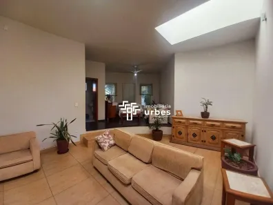 Casa com 4 Quartos à venda, 164m² no Chácara Machadinho II, Americana