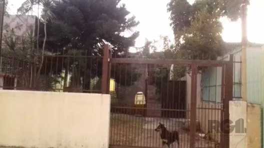 Lote/Terreno à venda, 218m² no Azenha, Porto Alegre