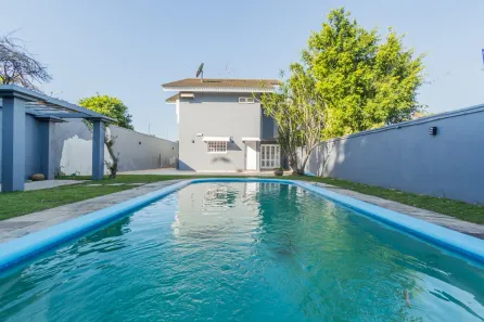 Casa com 4 Quartos à venda, 278m² no Centro, Esteio