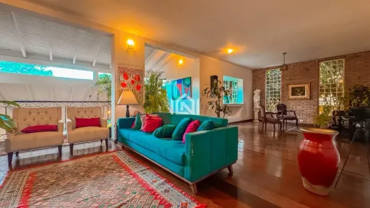 Casa de Condomínio com 4 Quartos à venda, 415m² no Palos Verdes, Carapicuíba
