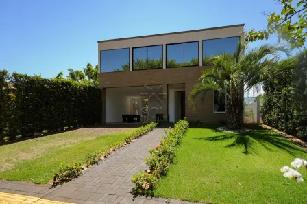 Casa de Condomínio com 4 Quartos à venda, 466m² no Yolanda, Foz do Iguaçu