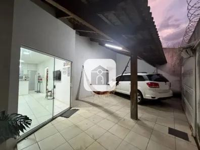 Casa com 2 Quartos à venda, 99m² no Jardim Canaã, Uberlândia