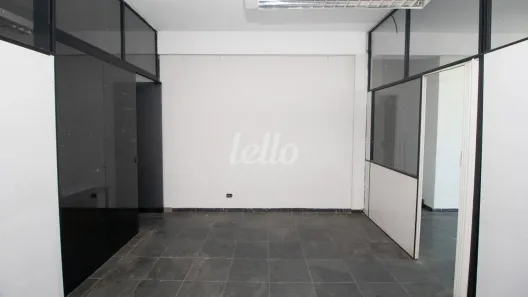 Sala Comercial para alugar, 66m² no Rudge Ramos, São Bernardo do Campo