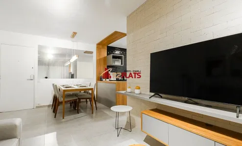 Flat com 2 Quartos para alugar, 70m² no Itaim Bibi, São Paulo