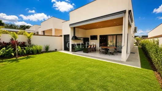 Casa de Condomínio com 3 Quartos à venda, 204m² no Vila Santista, Atibaia