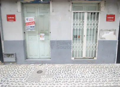 Prédio Comercial para alugar, 48m² no Centro, Pelotas