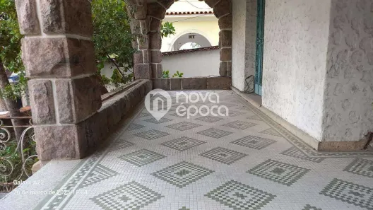 Casa com 5 Quartos à venda, 561m² no Tijuca, Rio de Janeiro
