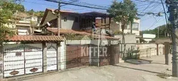 Casa de Condomínio com 3 Quartos à venda, 390m² no Lindo Parque, São Gonçalo