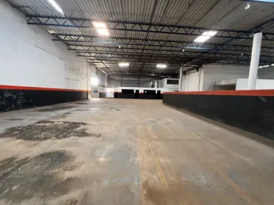 Galpão/Depósito/Armazém para alugar, 1700m² no Barro Duro, Maceió